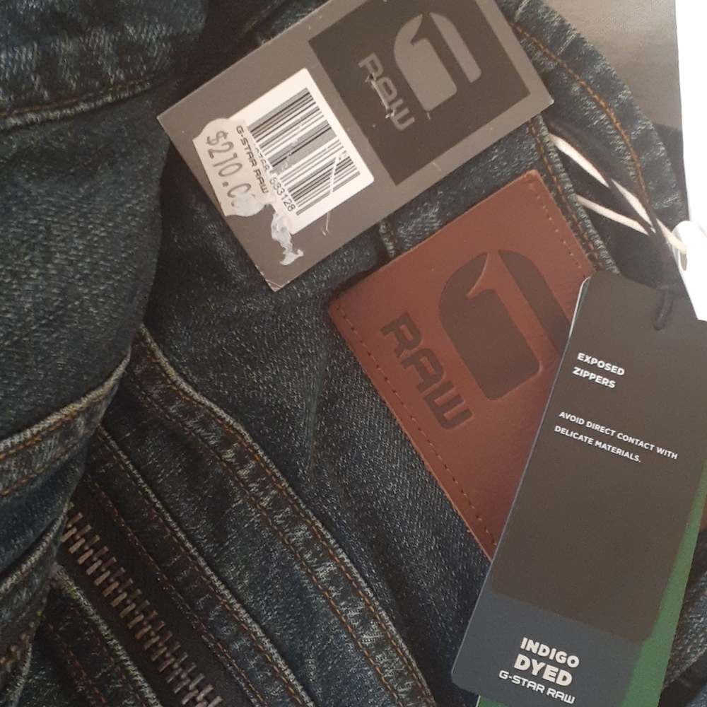 Jean's